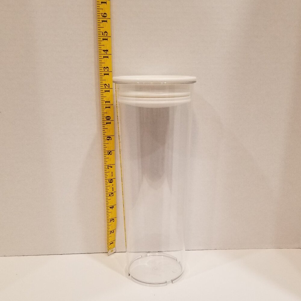 Click Clack 2.3 Quart Tall Pantry Canister, EUC - Picture 5 of 6